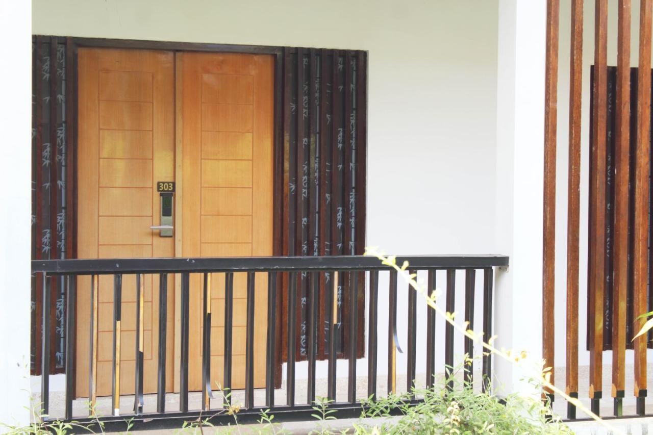 Trumbu Nusa Jimbaran Exteriör bild